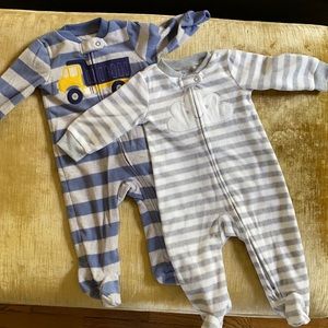 Carter’s fleece pajamas. Size 6 months.